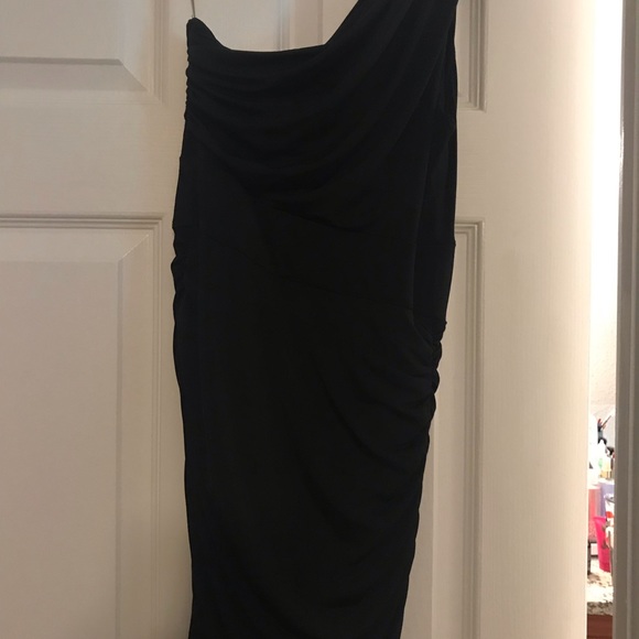 Beautiful Black Dress - Picture 3 of 5